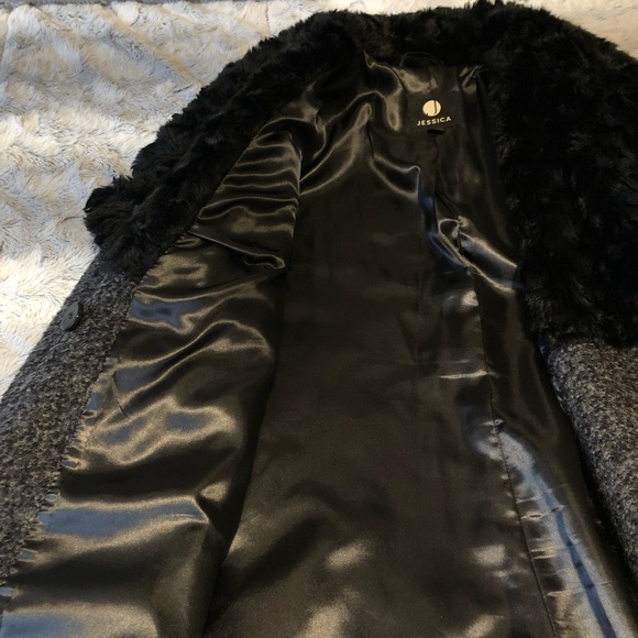 Jessica Grey Trench Coat with Faux Fur - Picture 3 of 8